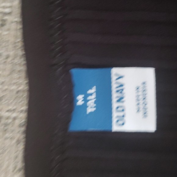 2 Old Navy Ribbed Tank - Picture 7 of 8